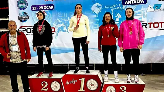 Kick Boksta Elazığ rüzgarı