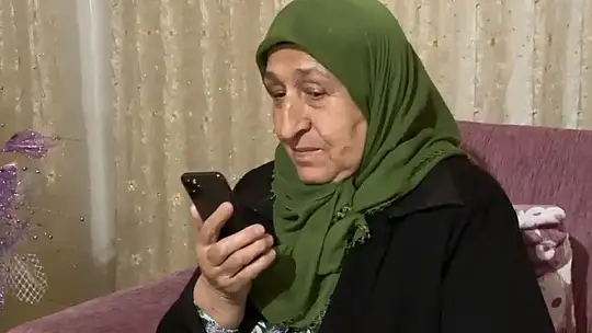 Kılıçdaroğlu ve Erol, Elazığlı şehit annesini aradı