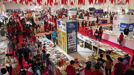 Kitap Fuarı 150 bin ziyaretçiyi ağırladı