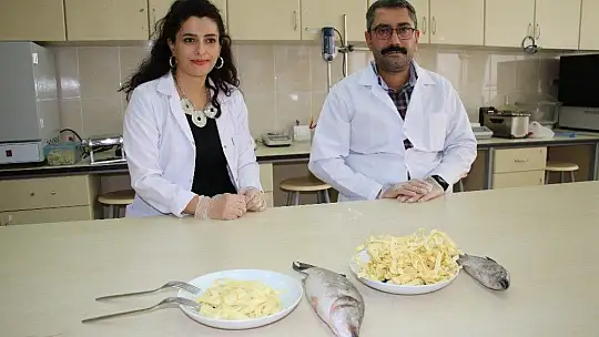 Kokusu gitti, tadı kaldı balık ve kılçığından makarna