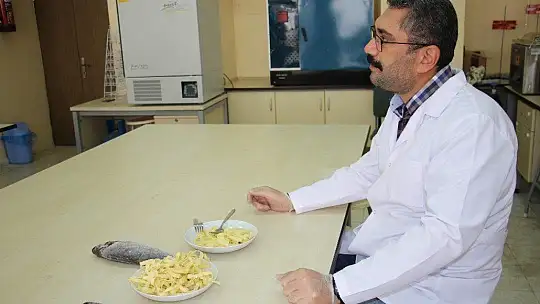 Kokusu gitti, tadı kaldı balık ve kılçığından makarna