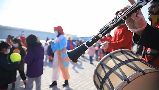 Konteyner Kentteki Depremzede Çocuklara Özel Etkinlik