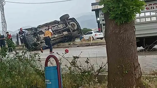 Kontrolden çıkan araç takla attı: 2 yaralı