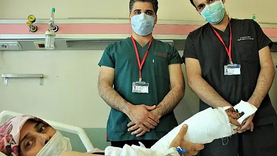 Kopan parmakları 6 saatlik operasyonla dikildi