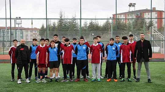 Koruma altındaki çocuklar dostluk maçında hünerlerini sergiledi