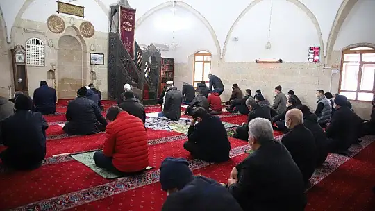 Kündekari tekniği ile yapılan minber 8 asrı aşkındır hizmet veriyor