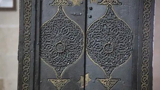 Kündekari tekniği ile yapılan minber 8 asrı aşkındır hizmet veriyor