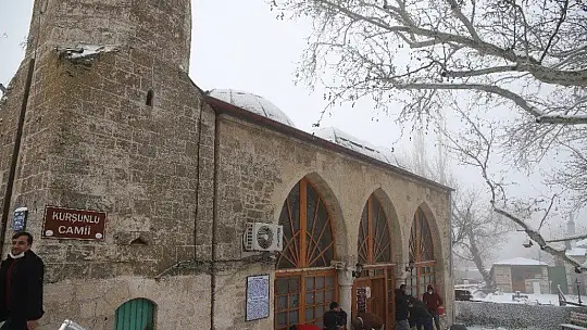 Kündekari tekniği ile yapılan minber 8 asrı aşkındır hizmet veriyor