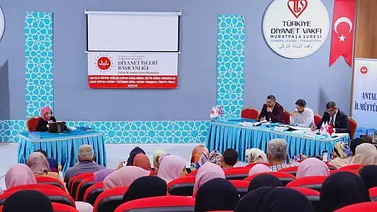 Kur'an-ı Kerim'i yüzünden güzel okuma yarışmasında Türkiye üçüncüsü Elazığ'dan