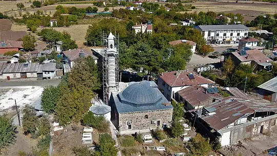 Leyleklerin yuva yaptı 386 yıllık caminin restorasyonu tamamlandı