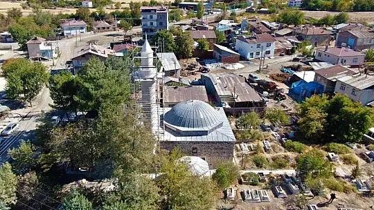 Leyleklerin yuva yaptı 386 yıllık caminin restorasyonu tamamlandı