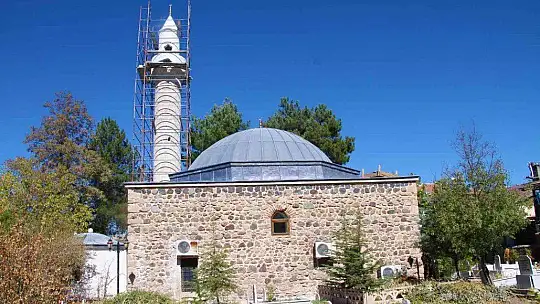 Leyleklerin yuva yaptı 386 yıllık caminin restorasyonu tamamlandı