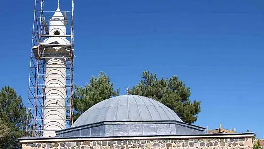 Leyleklerin yuva yaptı 386 yıllık caminin restorasyonu tamamlandı