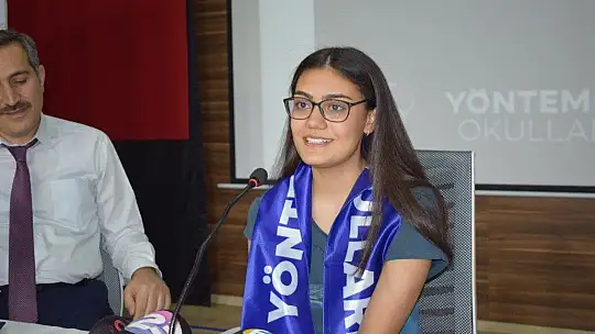 LGS birincisi Sare: 'Başarımı çok çalışmaya borçluyum'