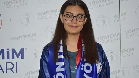 LGS birincisi Sare: 'Başarımı çok çalışmaya borçluyum'