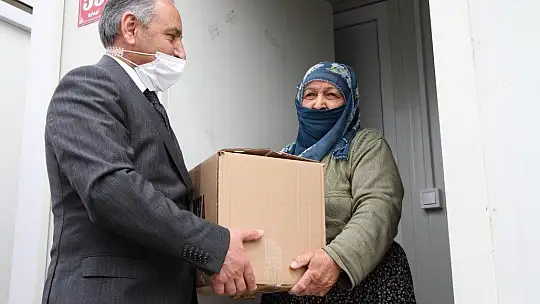 Liseliler üretti, 65 yaş üstüne ücretsiz dağıtıldı