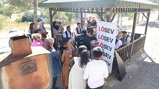 Lösemi hastaları kürsübaşı etkinliği ile moral buldu
