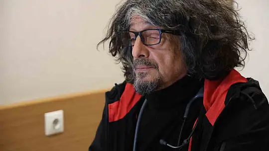 Profesör 4'üncü sıradan muhtar azalığı için aday oldu