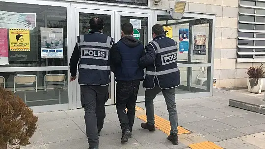Medya genel müdürünün aracını kurşunlayan 2 şüpheli yakalandı