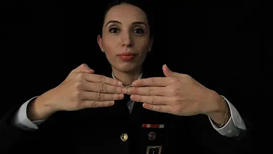 Mehmetçik'ten işaret diliyle anlamlı mesaj, vefalı sürpriz