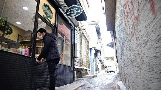 Meslek dededen toruna geçti, sabunlar online ticaretle ülke pazarına girdi