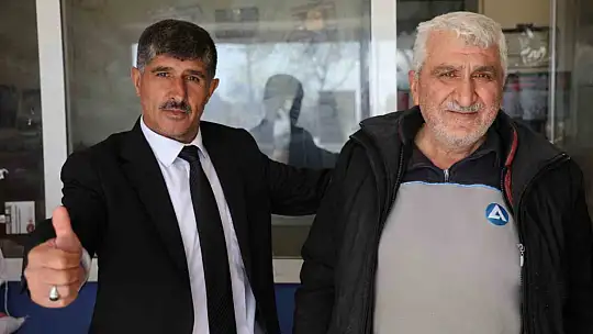 Milletvekili olamayınca hastaneye kaldırılmıştı, muhtarlığı kazandı şimdi 2028 seçimlerine hazırlanıyor