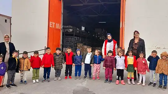Miniklerden Kızılay'a anlamlı ziyaret
