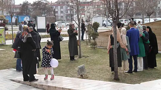 Nikah dairelerinde 22.02.2022 yoğunluğu