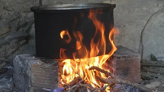 Nohudun meşe ateşinde başlayan yolculuğu