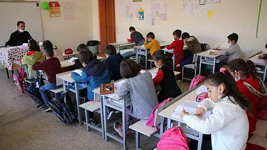 O bir öğretmenden daha fazlası..