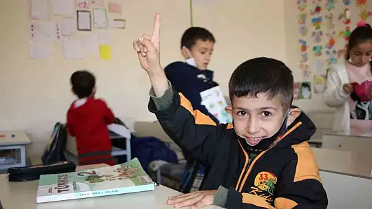 O bir öğretmenden daha fazlası..