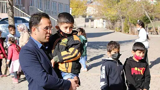 O bir öğretmenden daha fazlası..
