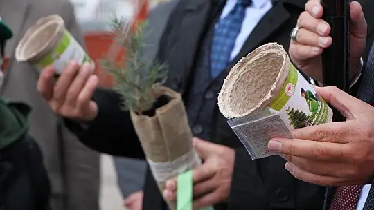 Öğrenciler, 760 bin tohumu toprakla buluşturacak