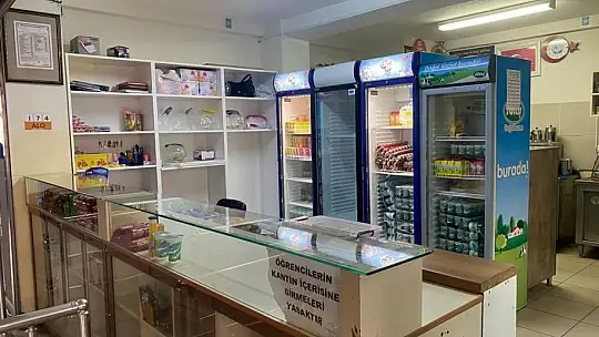 Okul kantinine giren kar maskeli hırsızlar, ne varsa çöp poşetine doldurup çaldı