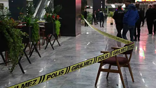 Otogar içerisinde silahlı kavga: 2 yolcu yaralı