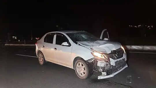 Otomobil ile motosiklet çarpıştı: 1 ölü, 1 yaralı