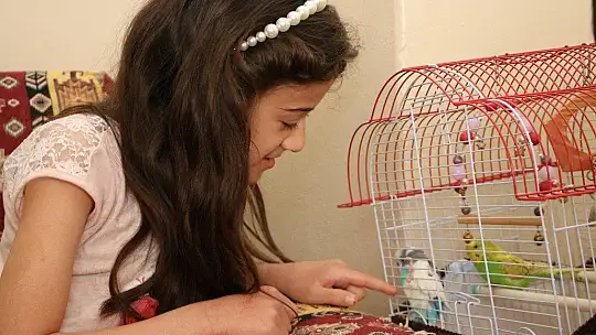 Özel çocuklarına devletin desteğiyle hem anne, hem baba oldu