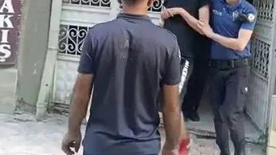 Polisin müdahalesi engelli şahsı kurtardı