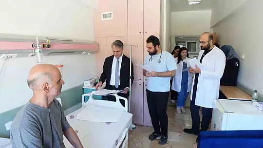 Prof. Dr. Gözel: ''Mevsim geçişlerinde kronik hastalığı olanların grip aşısı olmaları önemli''