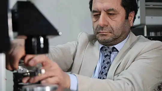 Prof. Dr. Yakuphanoğlu: 'Geleceğin yüz yılı fotoniktir'