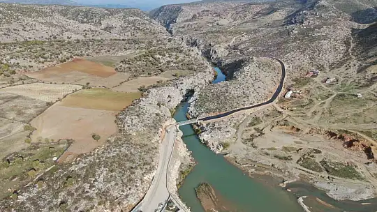 Roma dönemine ait tarihi köprü turizme kazandırılmayı bekliyor