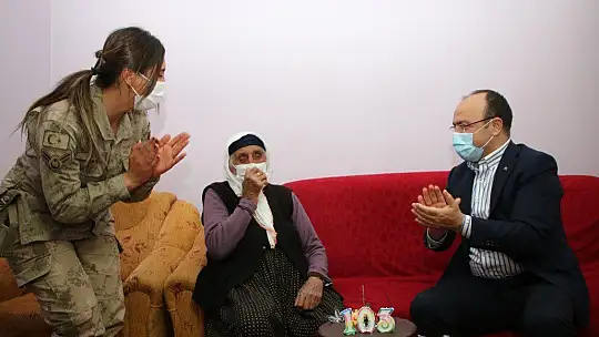 Şahine nine 103 yaşına girdi, ilk defa doğum günü kutladı, ilk defa vali gördü