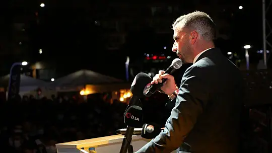 Salçalı Köfte Festivali'nde Ece Mumay Elazığlıları coşturdu