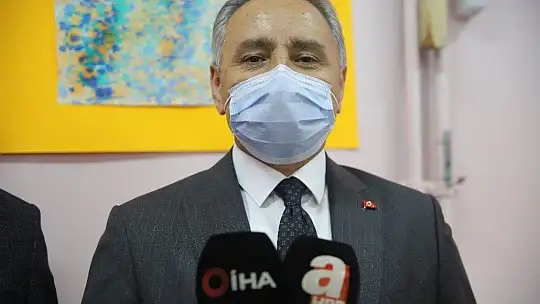 Sanatla buluşan özel çocuklar ve anneleri hayatlarına renk kattı