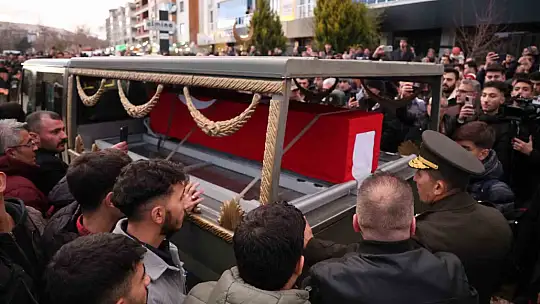Şehit Aslan son yolculuğuna uğurlandı