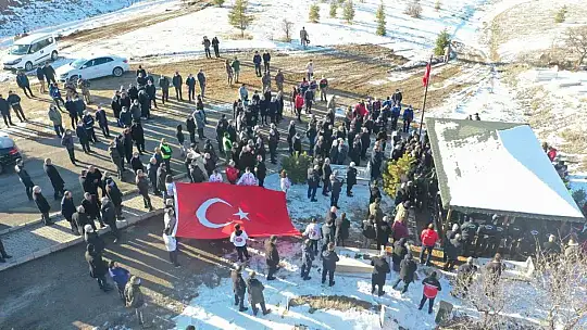 Şehit kahraman polis Fethi Sekin kabri başında anıldı