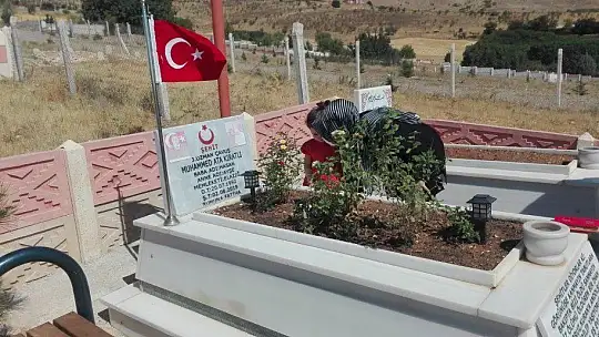Şehit Kıratlı kabri başında anıldı