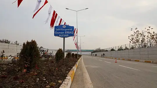 O bulvar açılışı herkesi duygulandırdı
