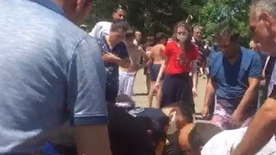 Serinlemek için girdiği gölden cansız bedeni çıktı