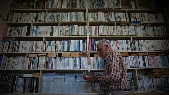 Servet dedenin hayat arkadaşı kitapları oldu